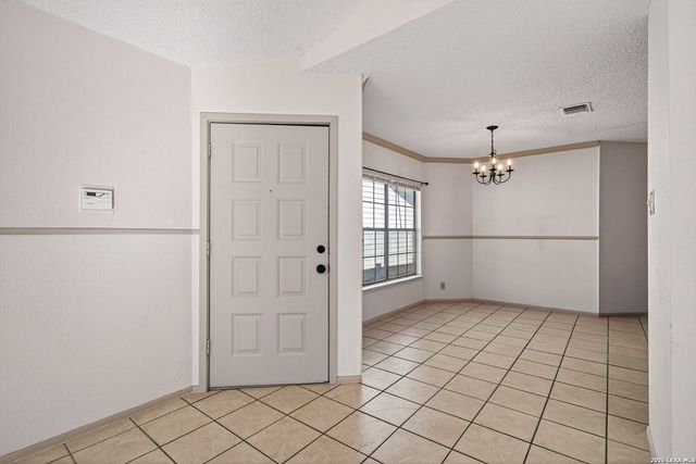 3916 Chimney Springs, San Antonio, TX 78247