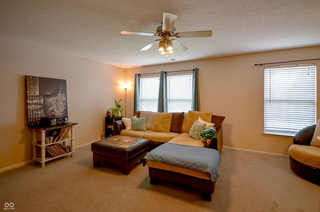 14521 Stewart Circle, Fishers, IN 46038