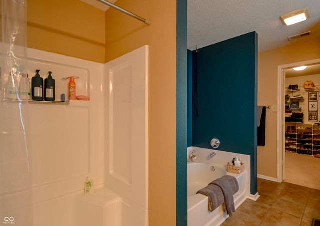 14521 Stewart Circle, Fishers, IN 46038