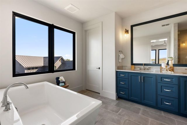 175 Pointview DR, Granite Shoals, TX 78654