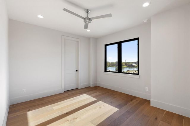 175 Pointview DR, Granite Shoals, TX 78654