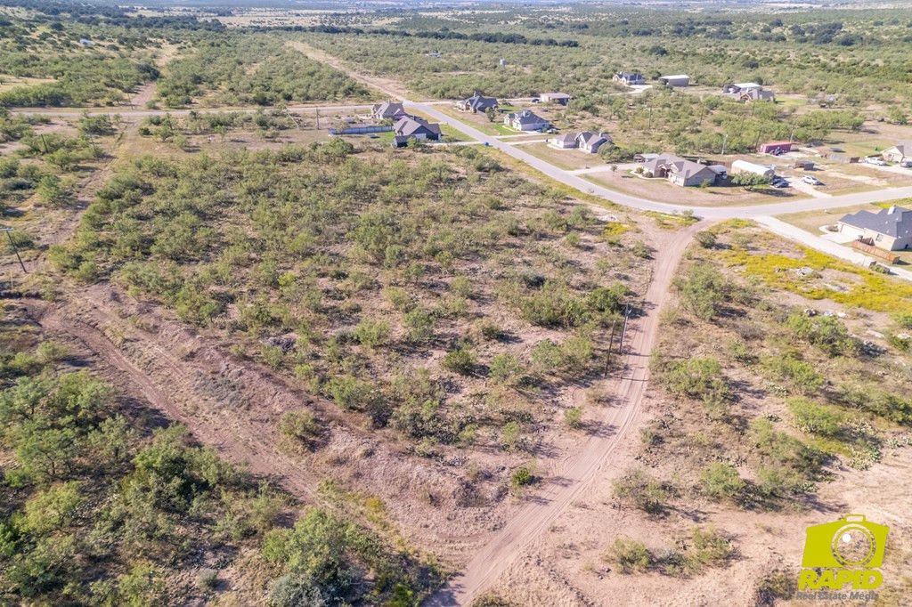 Image 3 of property listing at 16900 Riata Trail, Christoval, TX 76935
