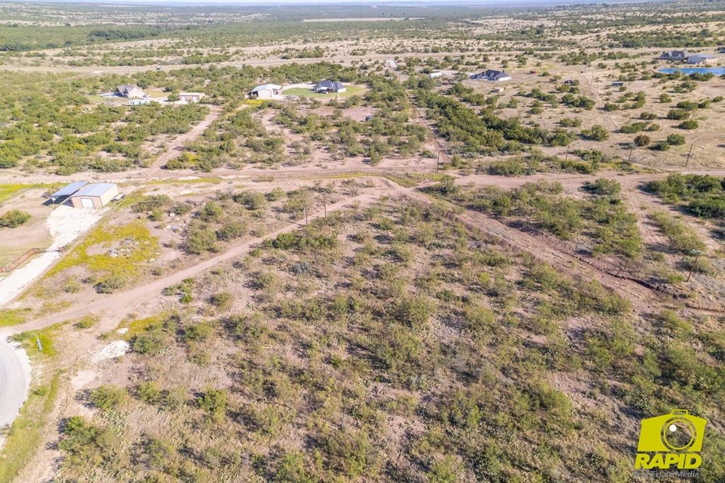 Image 6 of property listing at 16900 Riata Trail, Christoval, TX 76935