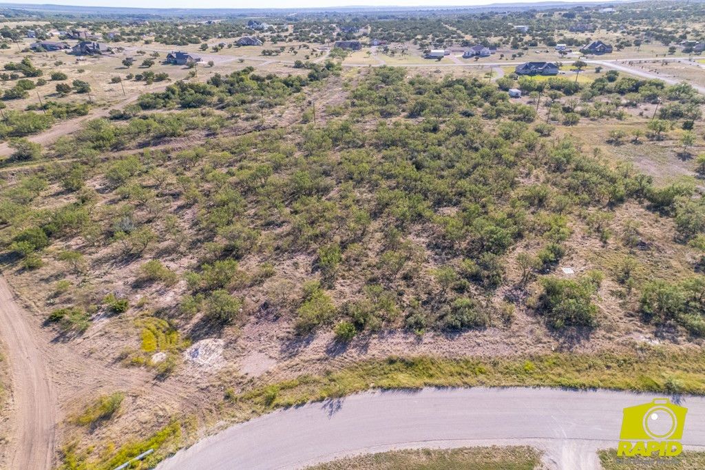 Image 9 of property listing at 16900 Riata Trail, Christoval, TX 76935