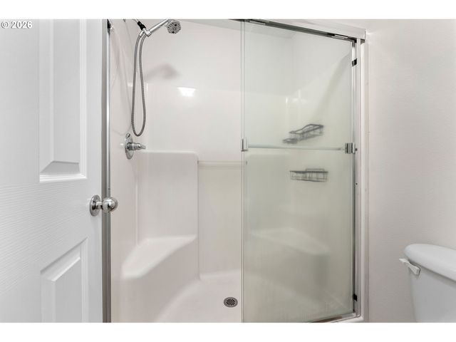 4866 Se SANDALWOOD St, Hillsboro, OR 97123