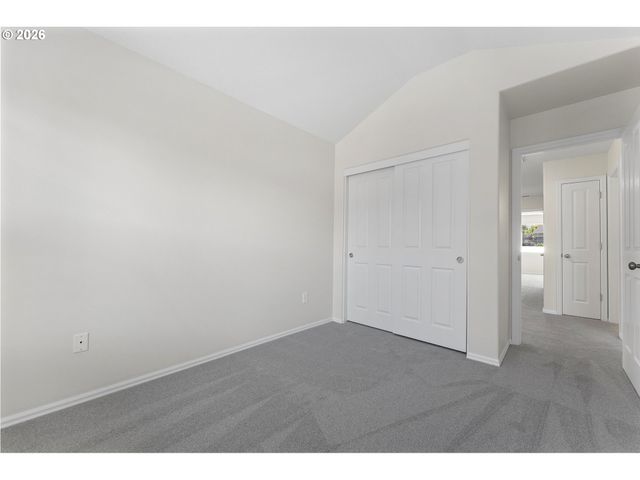 4866 Se SANDALWOOD St, Hillsboro, OR 97123