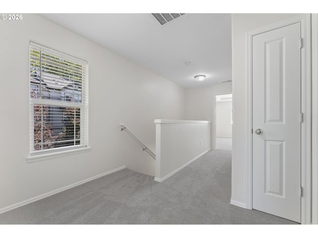 4866 Se SANDALWOOD St, Hillsboro, OR 97123