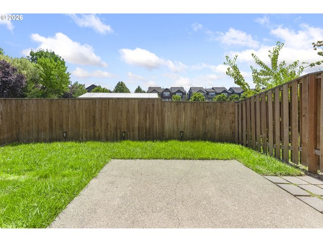 4866 Se SANDALWOOD St, Hillsboro, OR 97123