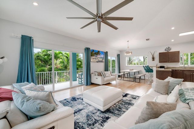 191 Carroll Street, Upper Matecumbe Key Islamorada, FL 33036