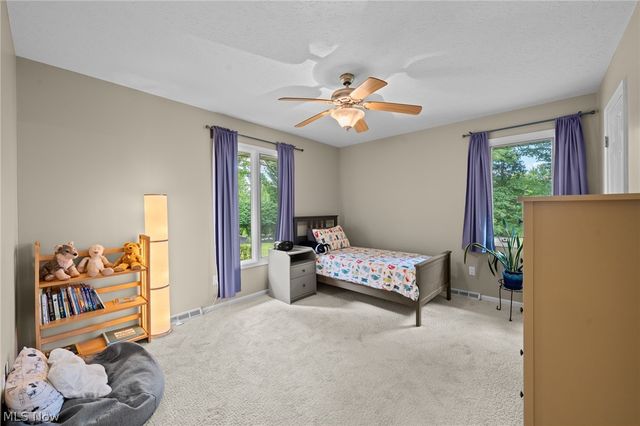 4830 Som Center Road, Moreland Hills, OH 44022