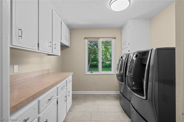 4830 Som Center Road, Moreland Hills, OH 44022