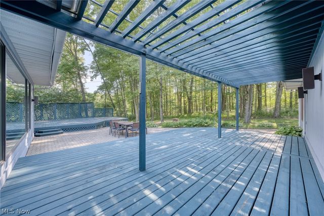 4830 Som Center Road, Moreland Hills, OH 44022