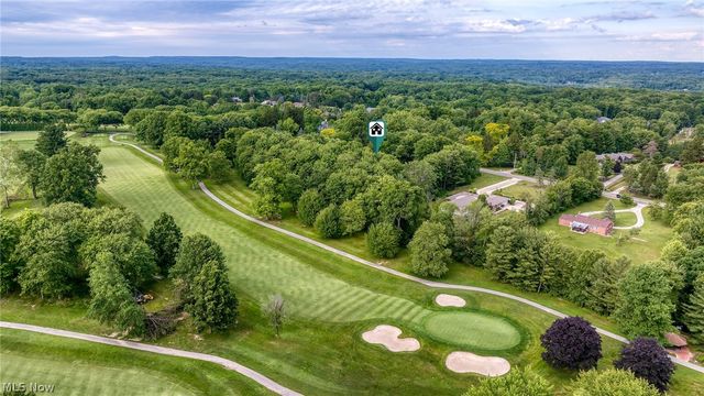 4830 Som Center Road, Moreland Hills, OH 44022