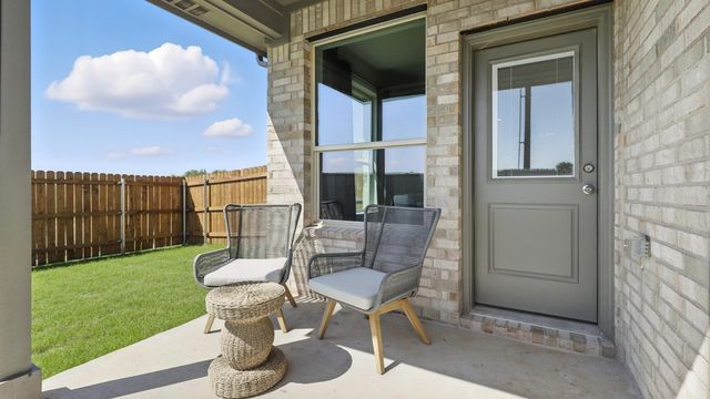 736 SOARING HAWK Drive, Fort Worth, TX 76008