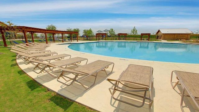 736 SOARING HAWK Drive, Fort Worth, TX 76008