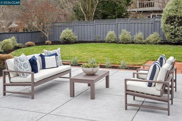 849 Sibert Ct, Lafayette, CA 94549