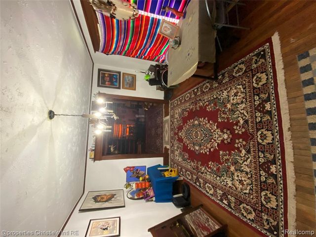 3901-3903 Bewick Street, Detroit, MI 48214