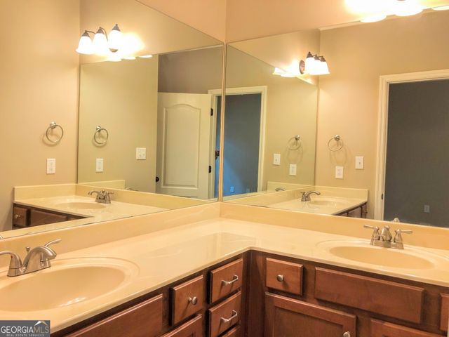 1121 Livingston Trail, Bogart, GA 30622