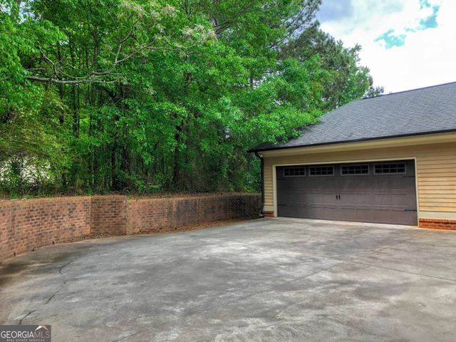 1121 Livingston Trail, Bogart, GA 30622