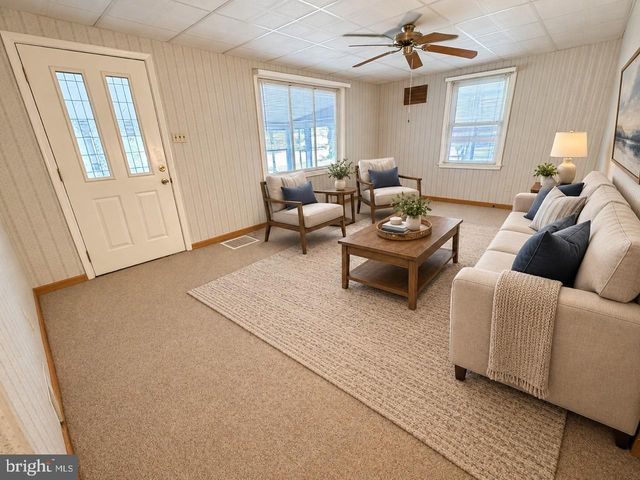 453 MIDDLETOWN RD, Hummelstown, PA 17036