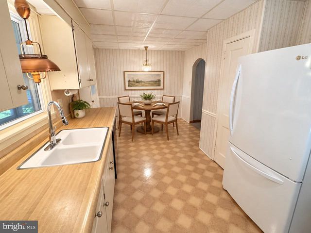 453 MIDDLETOWN RD, Hummelstown, PA 17036