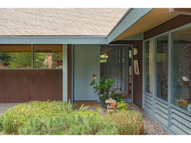 4014 Sw ALTADENA Ave, Portland, OR 97239