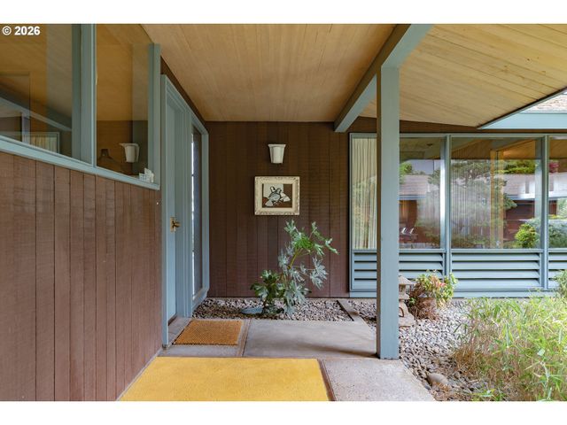 4014 Sw ALTADENA Ave, Portland, OR 97239