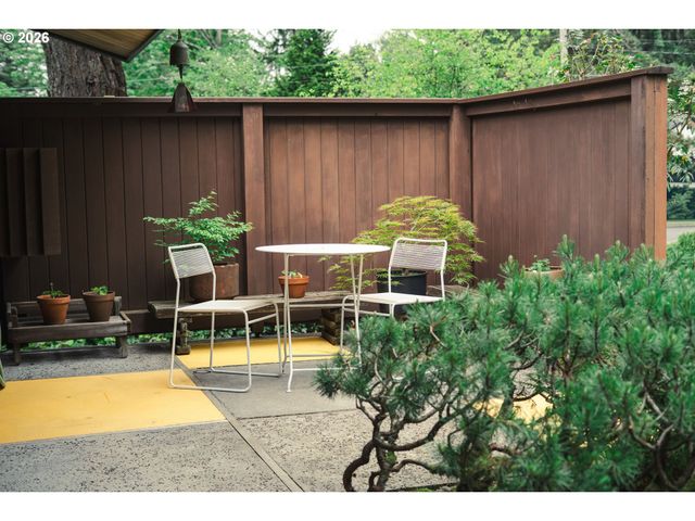 4014 Sw ALTADENA Ave, Portland, OR 97239