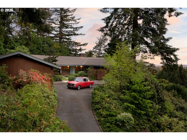 4014 Sw ALTADENA Ave, Portland, OR 97239
