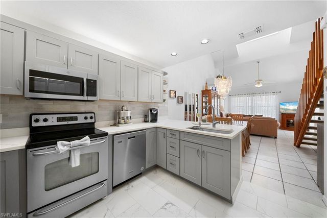 75 Emerald Woods DR G2, Naples, FL 34108