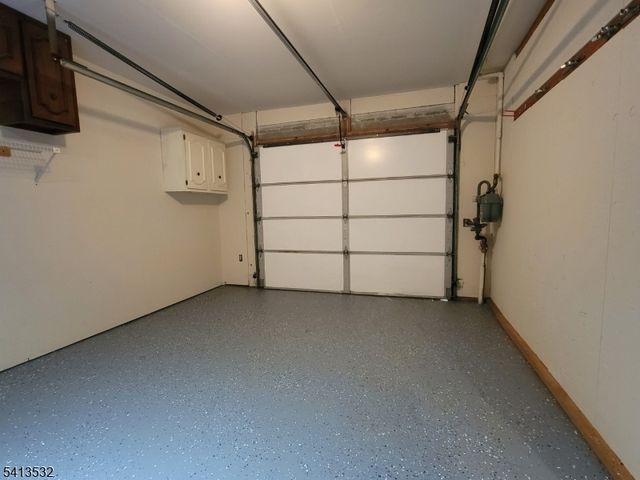 16 Magnolia Ln, Caldwell Boro Twp., NJ 07006