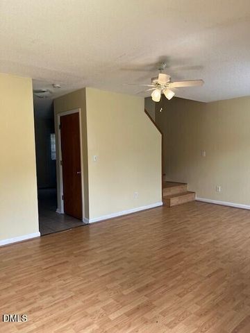 5513 Bringle Court, Raleigh, NC 27610