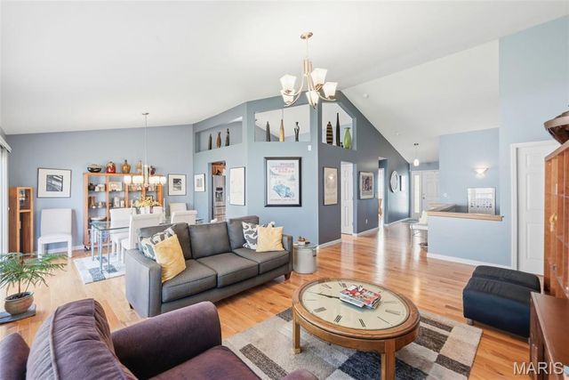 21 Turtle Creek Villas Drive 14R, O'fallon, MO 63366