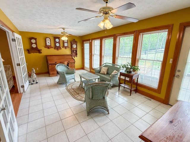 2604 Boyers Chapel Road, Sadieville, KY 40370