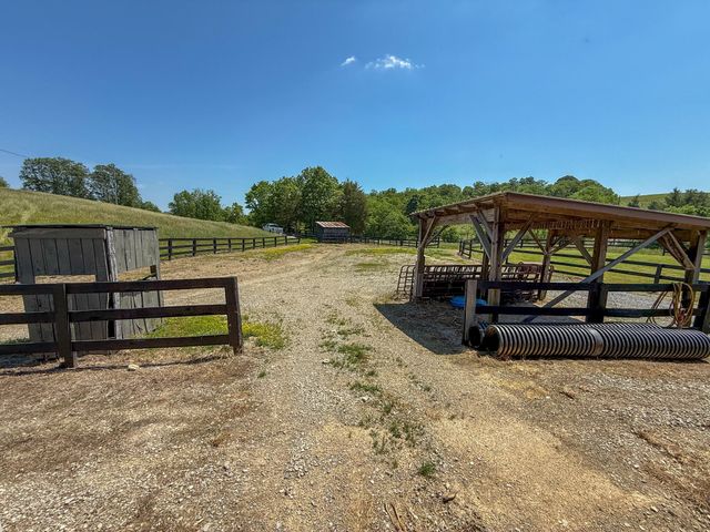 2604 Boyers Chapel Road, Sadieville, KY 40370