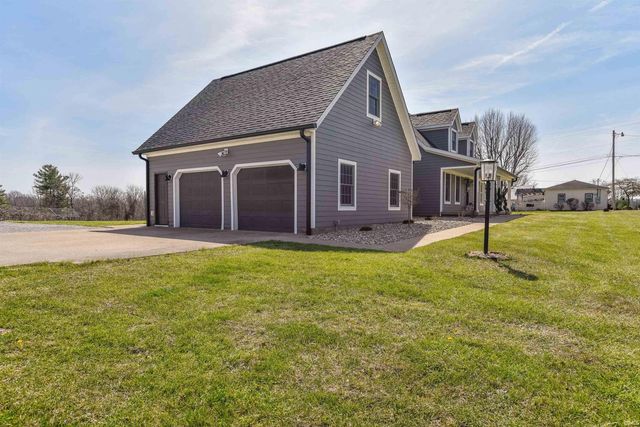 2426 N Smith Pike, Bloomington, IN 47404