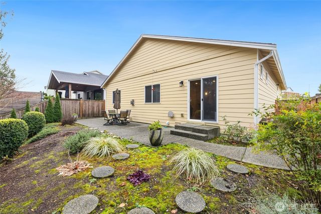 8225 81st Drive NE, Marysville, WA 98270