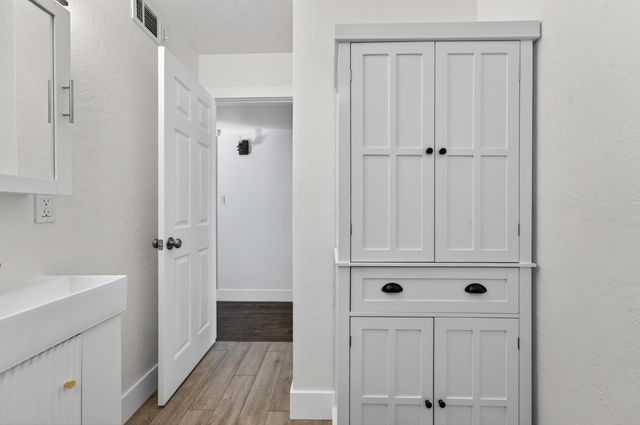 6348 Cheltenham Way, Citrus Heights, CA 95621