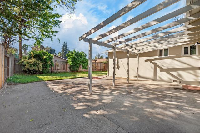 6348 Cheltenham Way, Citrus Heights, CA 95621