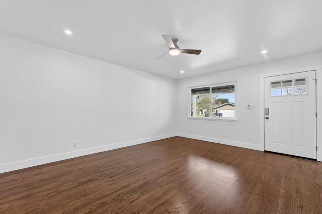 6348 Cheltenham Way, Citrus Heights, CA 95621