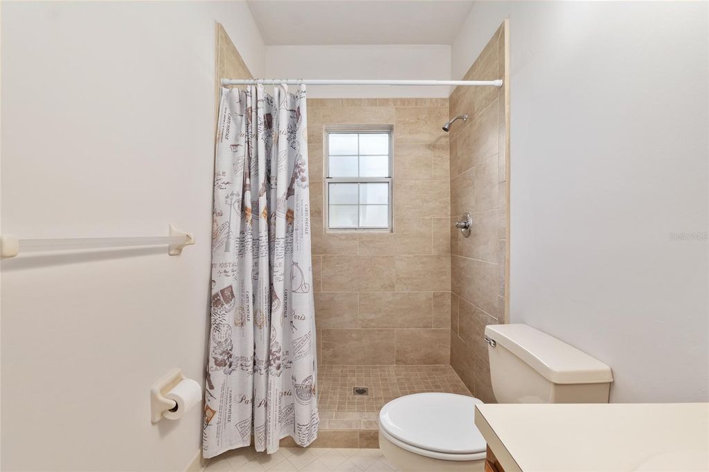 Image 45 of property listing at 3615 NW 104TH DRIVE 102, Gainesville, FL 32606