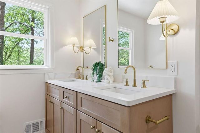 4520 Huntridge, Roswell, GA 30075