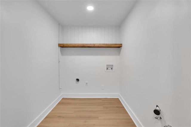 4520 Huntridge, Roswell, GA 30075