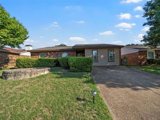 726 Meadow Mead Drive, Allen, TX 75002