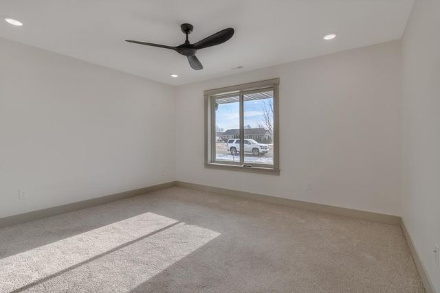 309 Pinehurst Drive, Mankato, MN 56001