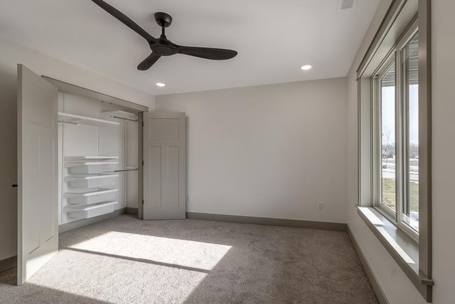 309 Pinehurst Drive, Mankato, MN 56001