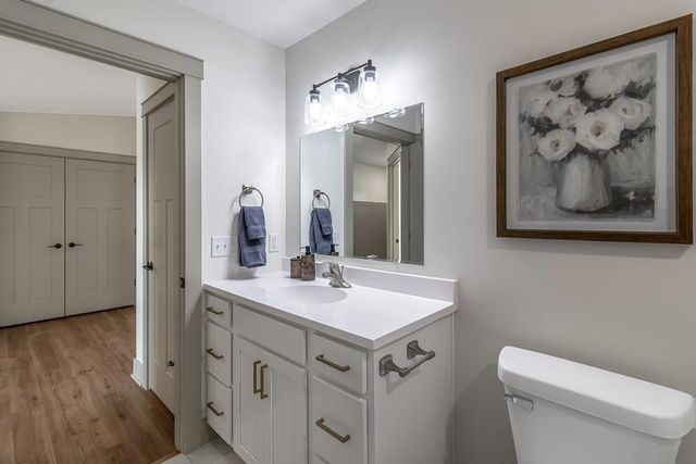 309 Pinehurst Drive, Mankato, MN 56001