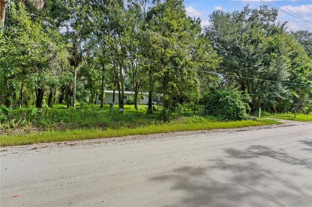 38545 COUNTY LINE ROAD, Zephyrhills, FL 33540