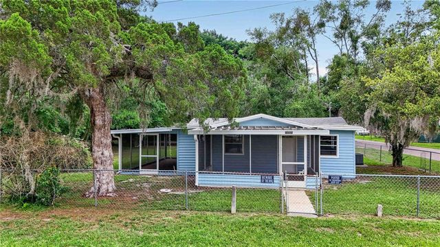 16141 3RD STREET, Umatilla, FL 32784