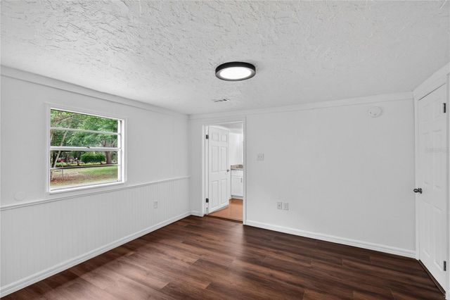 16141 3RD STREET, Umatilla, FL 32784